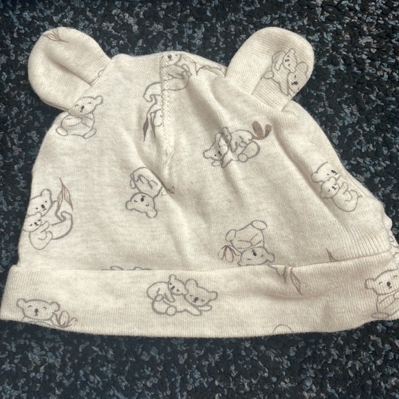 Baby hats and mittens 0-3m - Picture 5 of 8